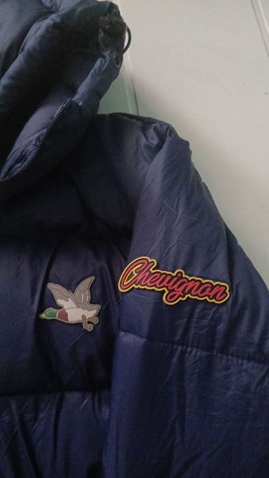 Зимний пуховик CHEVIGNON