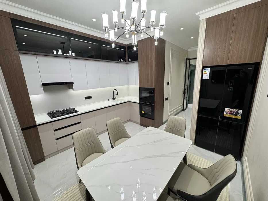 Сдается квартира в новостройке Махтумкули улица центр города