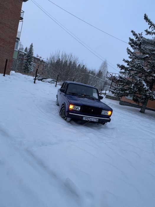 Продам ваз 2107/2000г