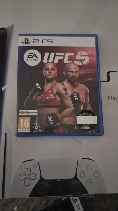 Продаётся PS5 с дисками