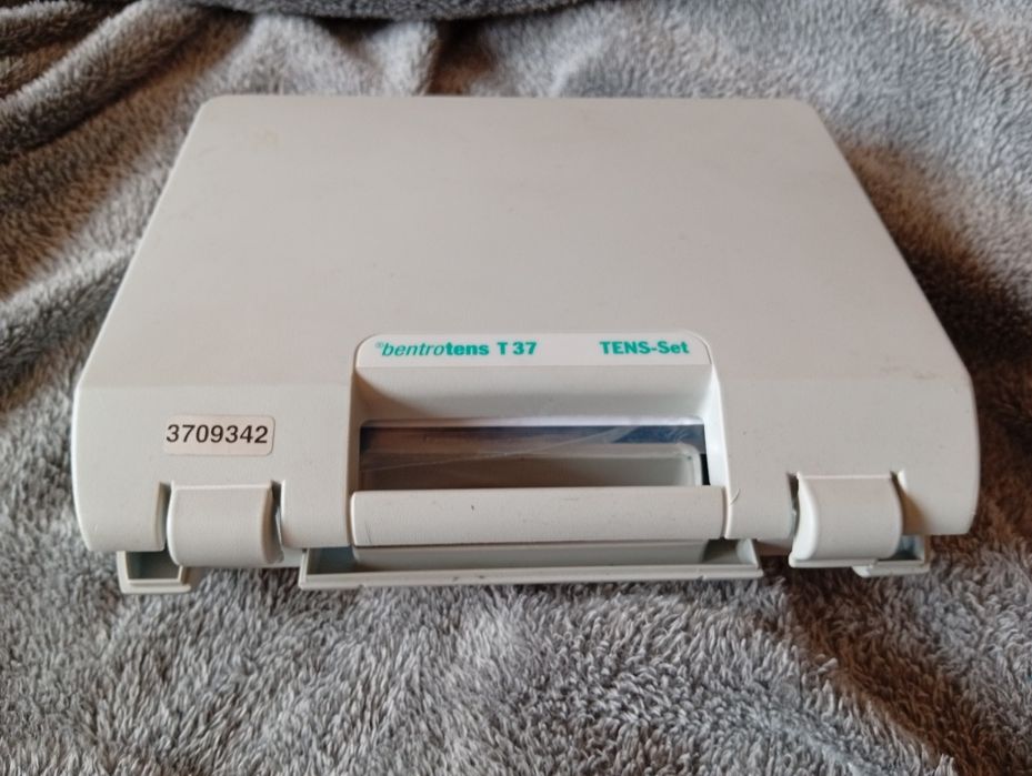 Aparat de electrostimulare TENS