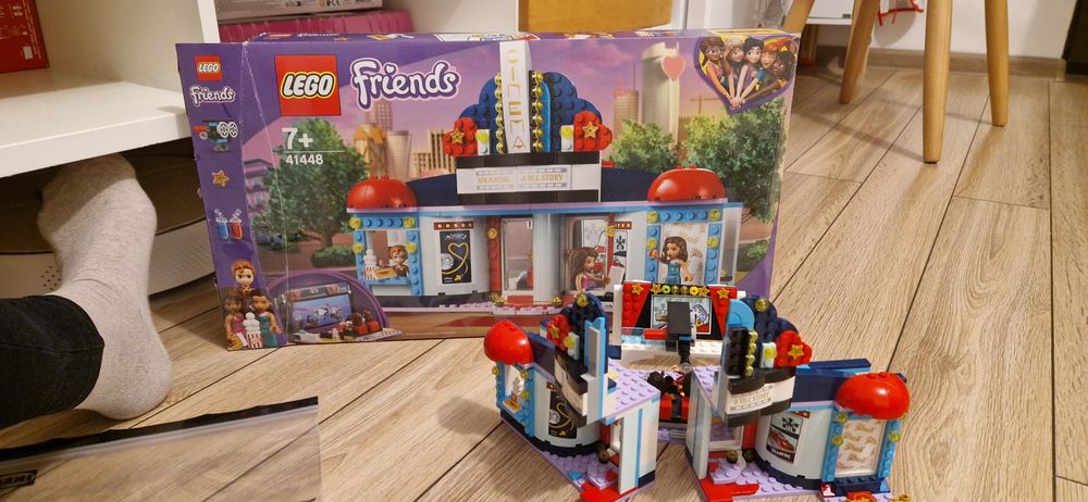 LEGO Friends - Cinematograful din Heartlake City 41448, 451 piese