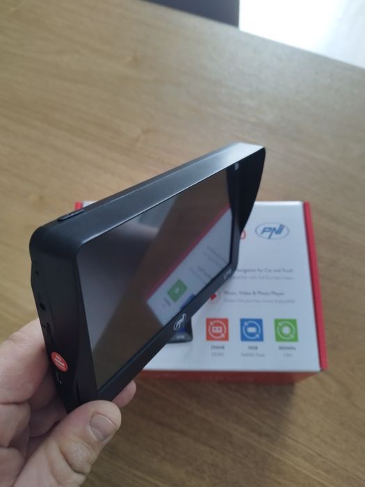 Sistem GPS auto camion PNI gata de drum - harti noi, foarte rapid