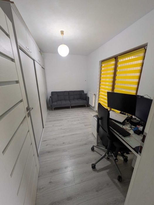 Apartament cu „Vibe” Bun, 4 Camere și Iarbă Crescută cu Suflet - Baciu