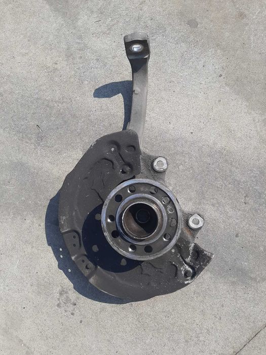 fuzeta stanga fata 2.0 cdi 654920  mercedes e-class w213