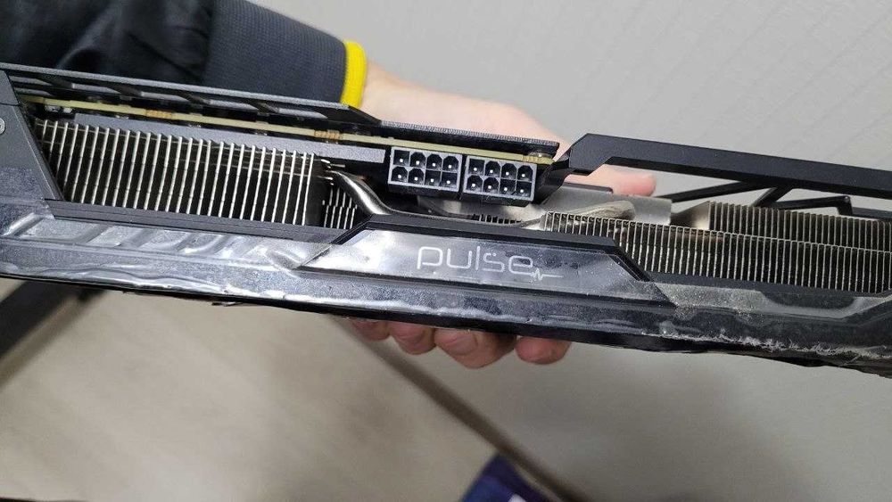 Sapphire PULSE Radeon RX VEGA56 8GB