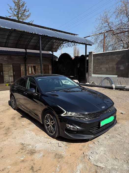Автомобиль киа к5