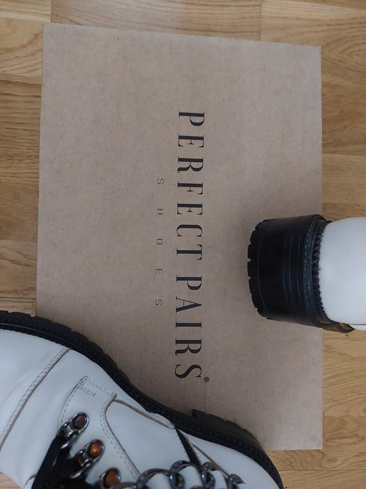 Ботинки белые [кожа]