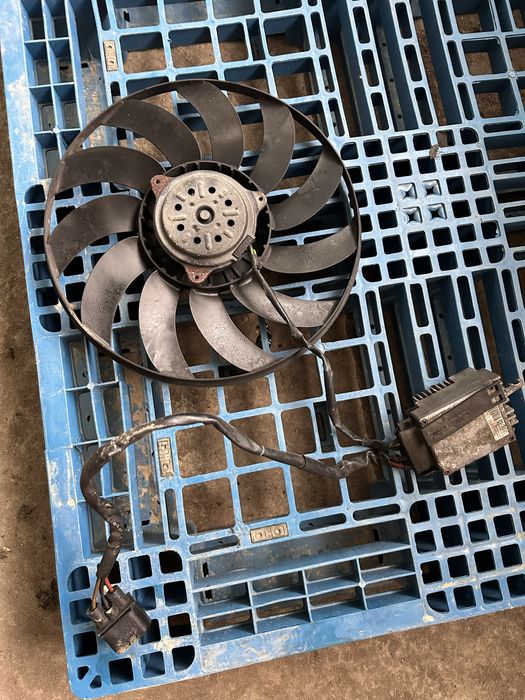 Перка с управление ауди а4 б7 б6 / audi a4 b7 b6