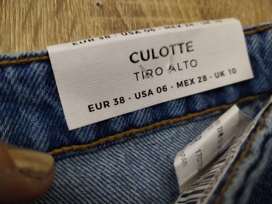 Blugi Culotte Stradivarius