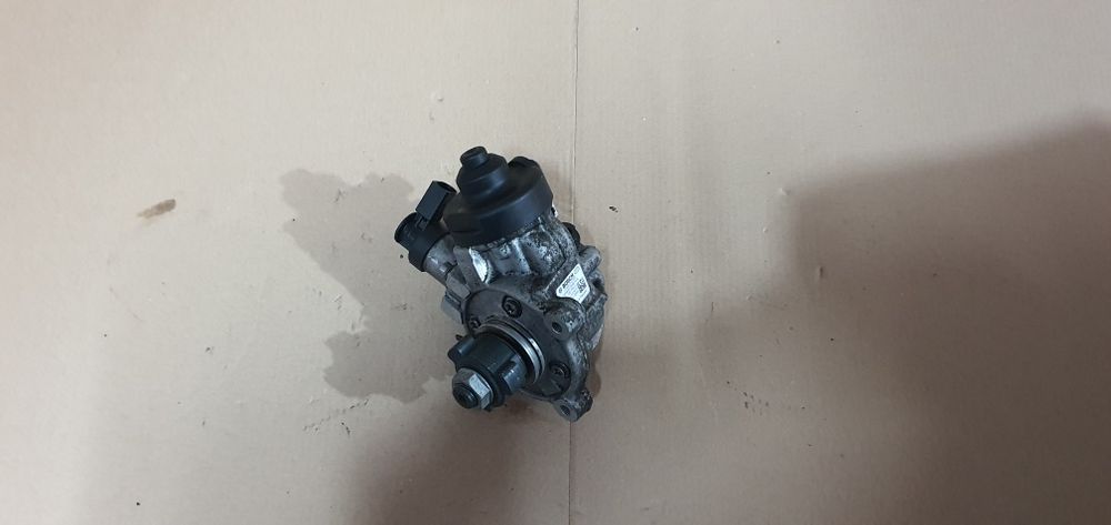 Pompa inalta presiune 2.0 tdi euro 6 04L130755D golf 7 passat b8 audi