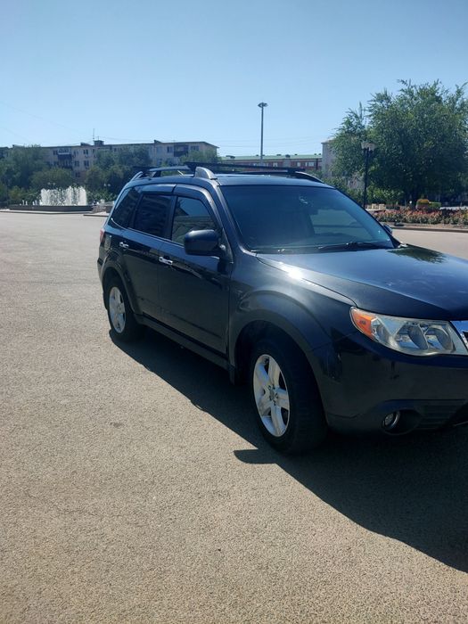 Субару форестер.