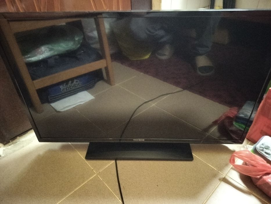 Tv led tucson (vestel) tl3204dled15 defect,piese