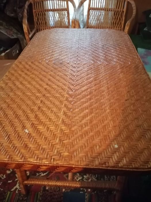 Столове / кресла и маса от ракита ракита