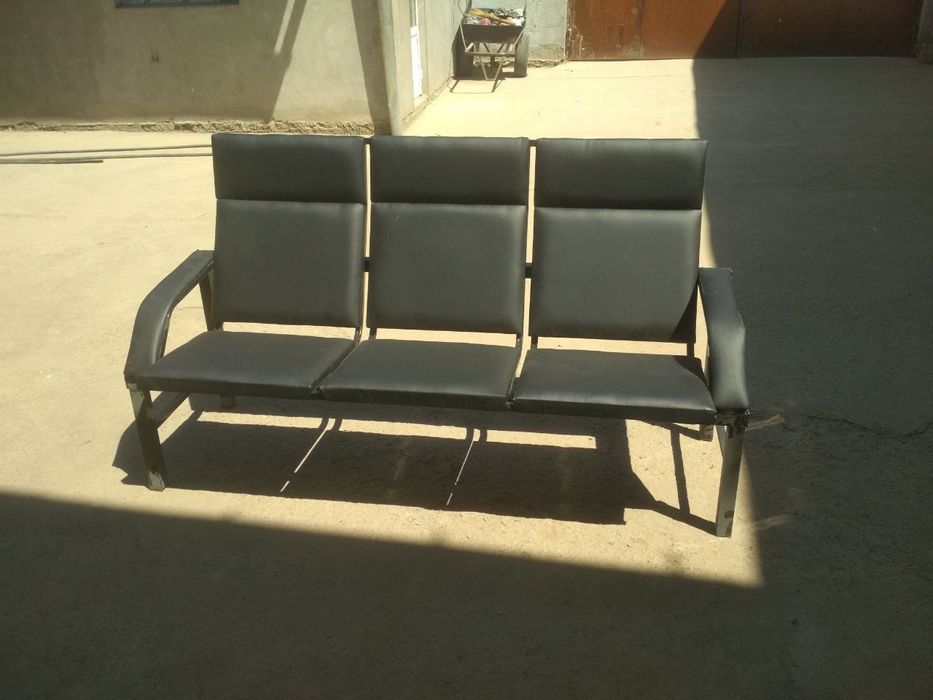 Офисный скамейка 3 местный для ожидания зала