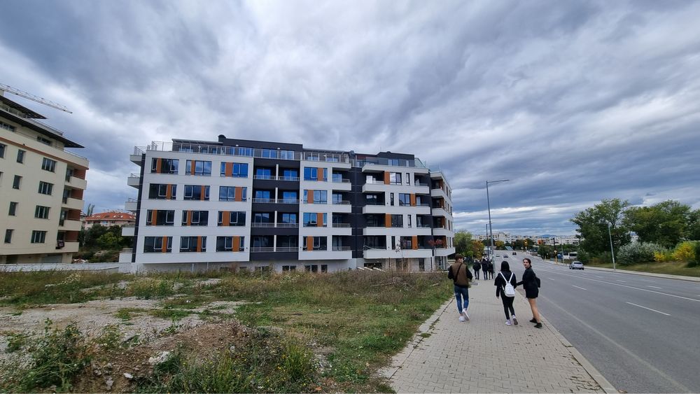 Многостаен 180м2 луксозен ремонт и обзавеждане