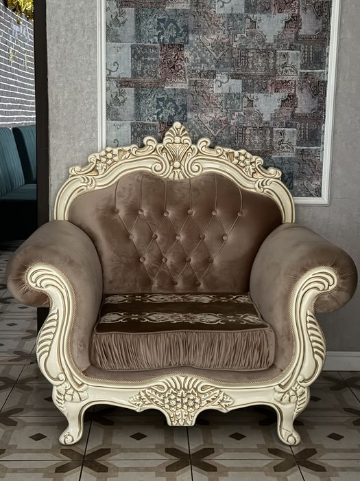 Продам мебель для ресторана и кафе