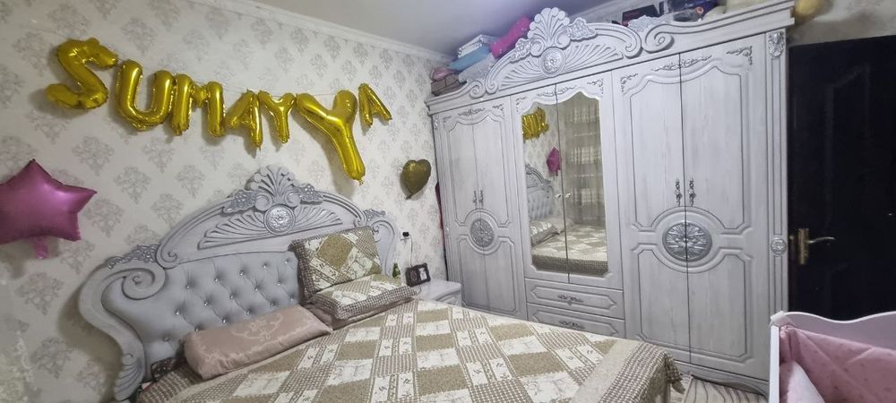 Eshonguzar hokimyat yonida