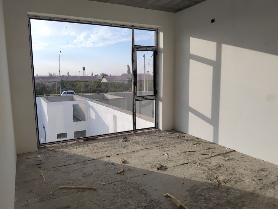 Уй Котедж сотилади