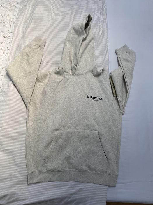 Oferta 150 Lei Hanorac Essentials M/L