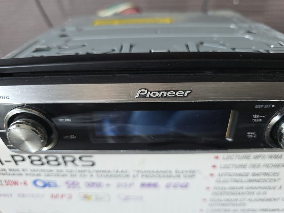 Продавам  Pioneer DEH-P88RS
