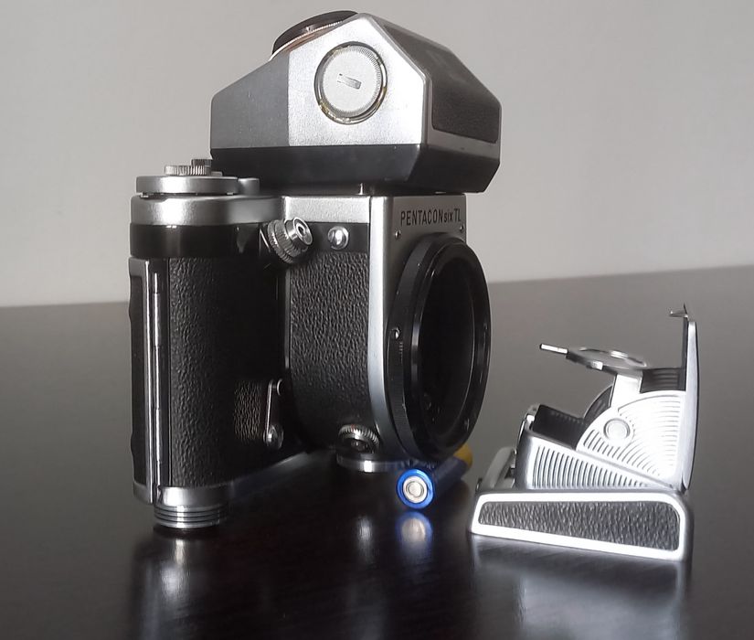 Aparat foto film Pentacon Six TL  - BODY