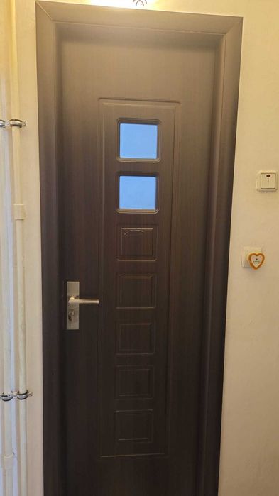 usi de interior, stare buna