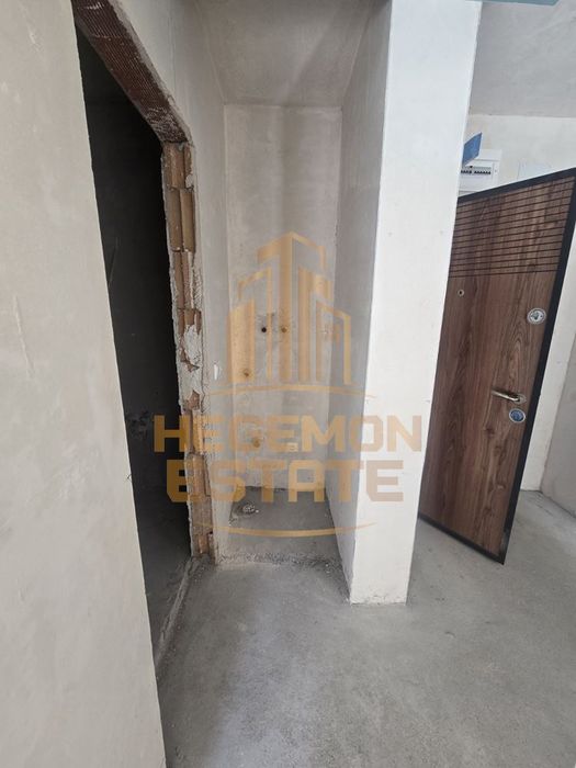 Продава се Двустаен апартамент в Варна, Аспарухово - 57 кв.м за 649 €/кв.м - Снимка #1