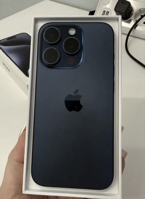 Айфон 15 про макс 256