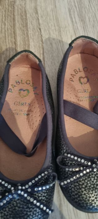 Продам туфли детские кожа