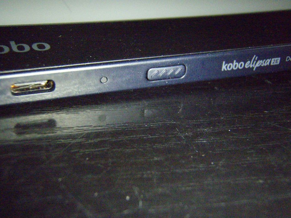 Tableta e-paper e-ink Kobo Elipsa 2E 32 Gb, noua, fara accesorii