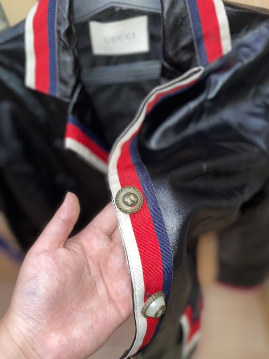 Продам Жакет Gucci