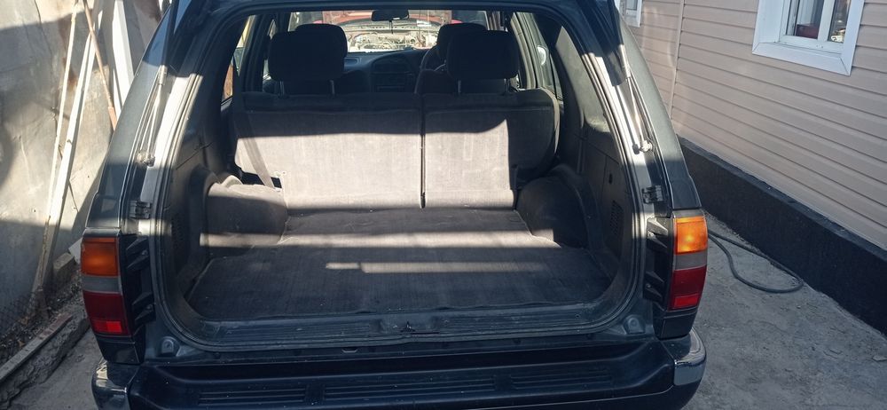 Срочно продам Ниссан тиранно