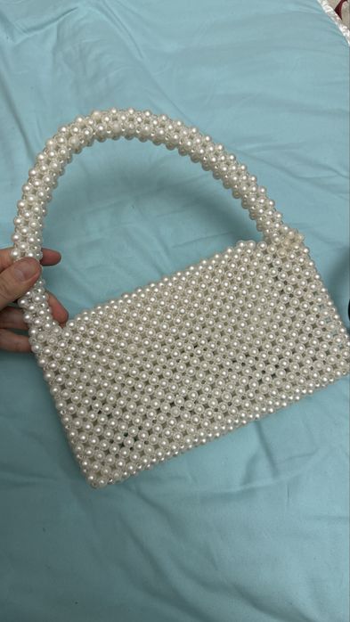 белая сумочка ручная