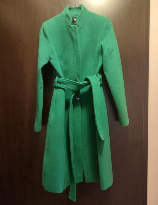 Палто  Avin M-L размее
M размер
С нормални следи от употреба
85€