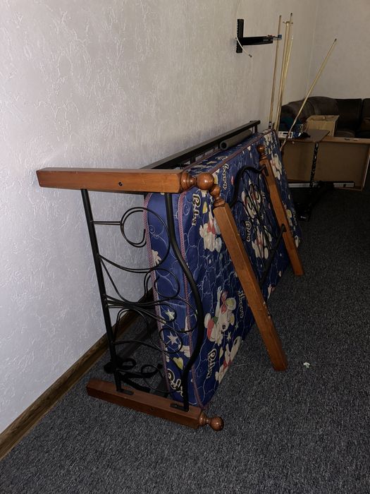 Кровать (собирается)