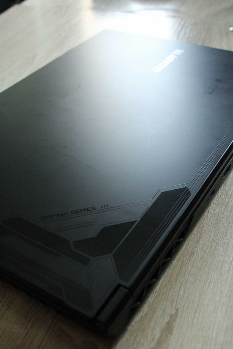 Laptop Gaming RTX 3050 + i5-12500H | Foarte îngrijit