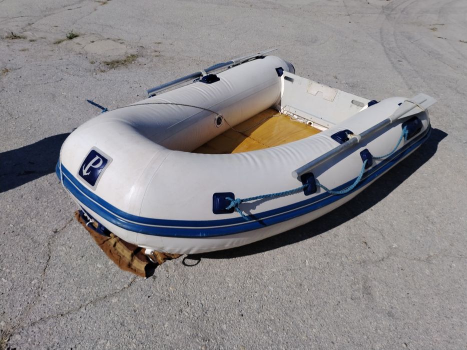 Италианска лодка 4 местна с мотор