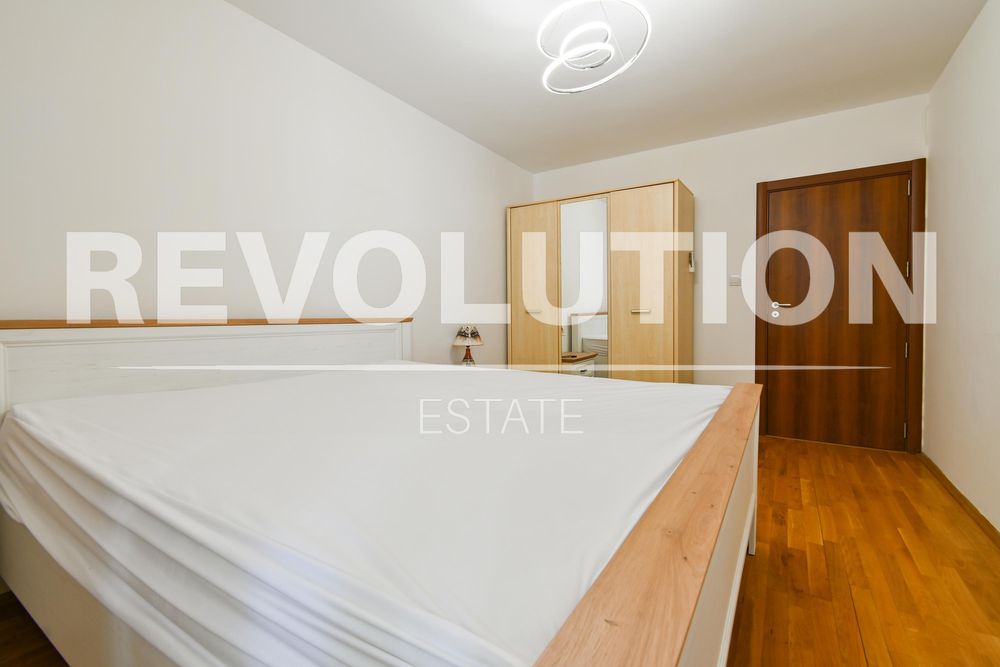 Дава се под наем Тристаен апартамент в София, Лозенец - 95 кв.м за 1000 € - Снимка #5