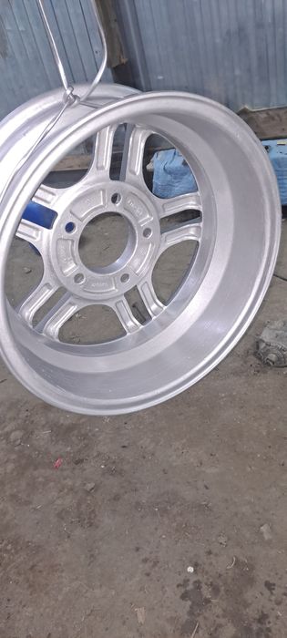 Продам диски на ниву