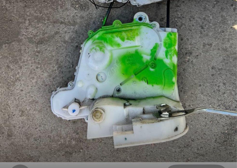 Дверной замок Honda CRV