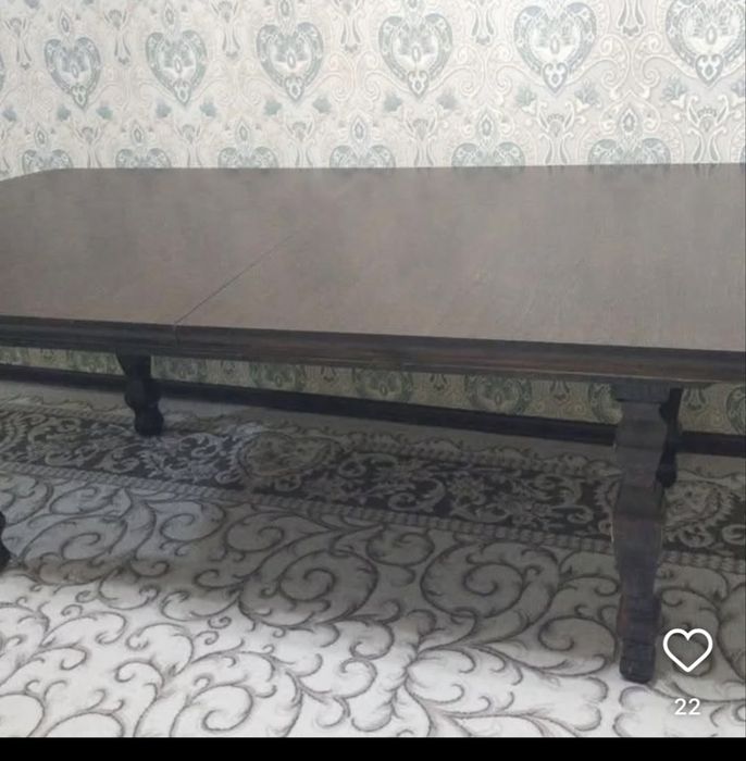 Продам Стол для гостинной 3 м