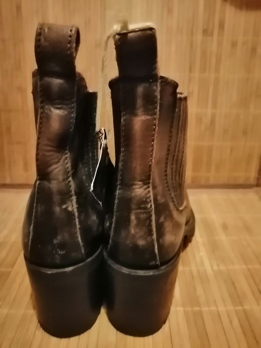 Дизайнерски дамски боти естествена кожа