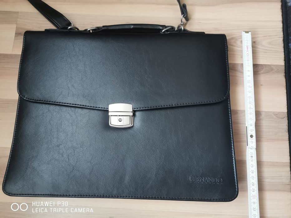 Geanta din piele naturala,  tip diplomat, cu cheie