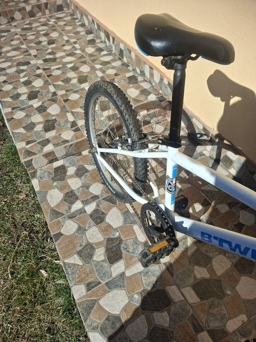 Bicicletă copii 5-9 ani