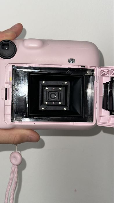 Instax mini 12 продам