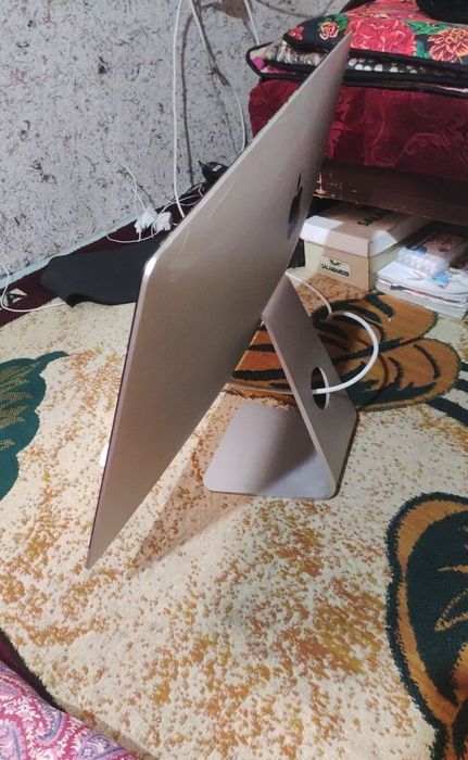 компютер Apple core i7 сотилади