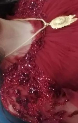 Vecherni kuylak kupi ikki uch marta kiyilgan sifati aʼlo yangiday