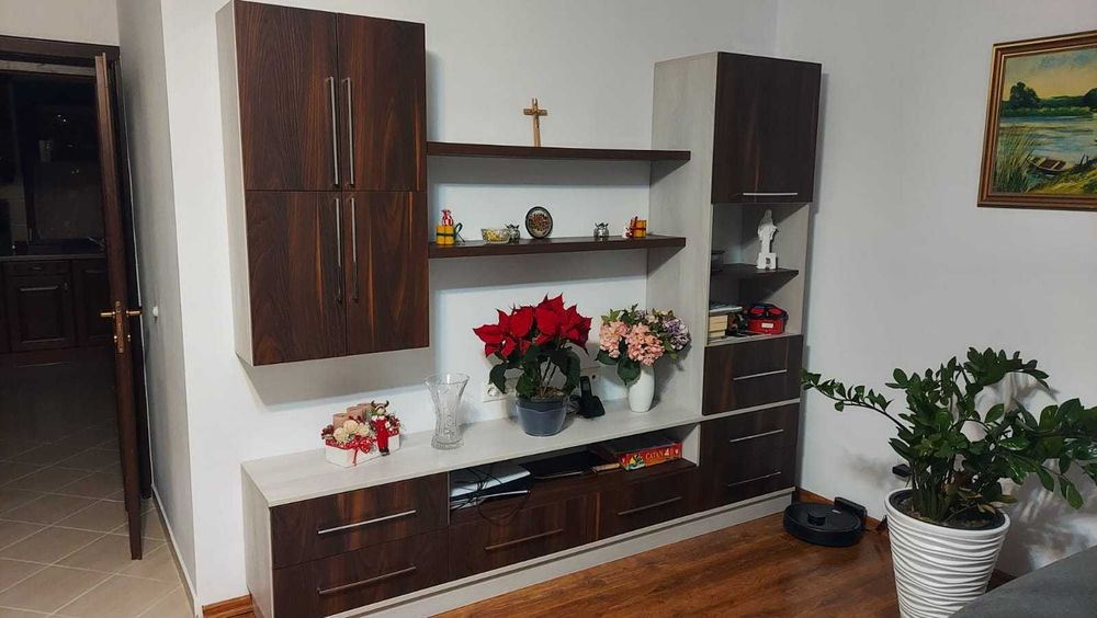 Mobila living din 3 corpuri 240 x 205 cm