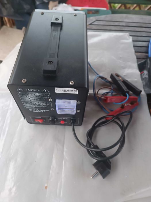 Incarcator acumulatori auto,electronic,12v,Pina la 100amperi